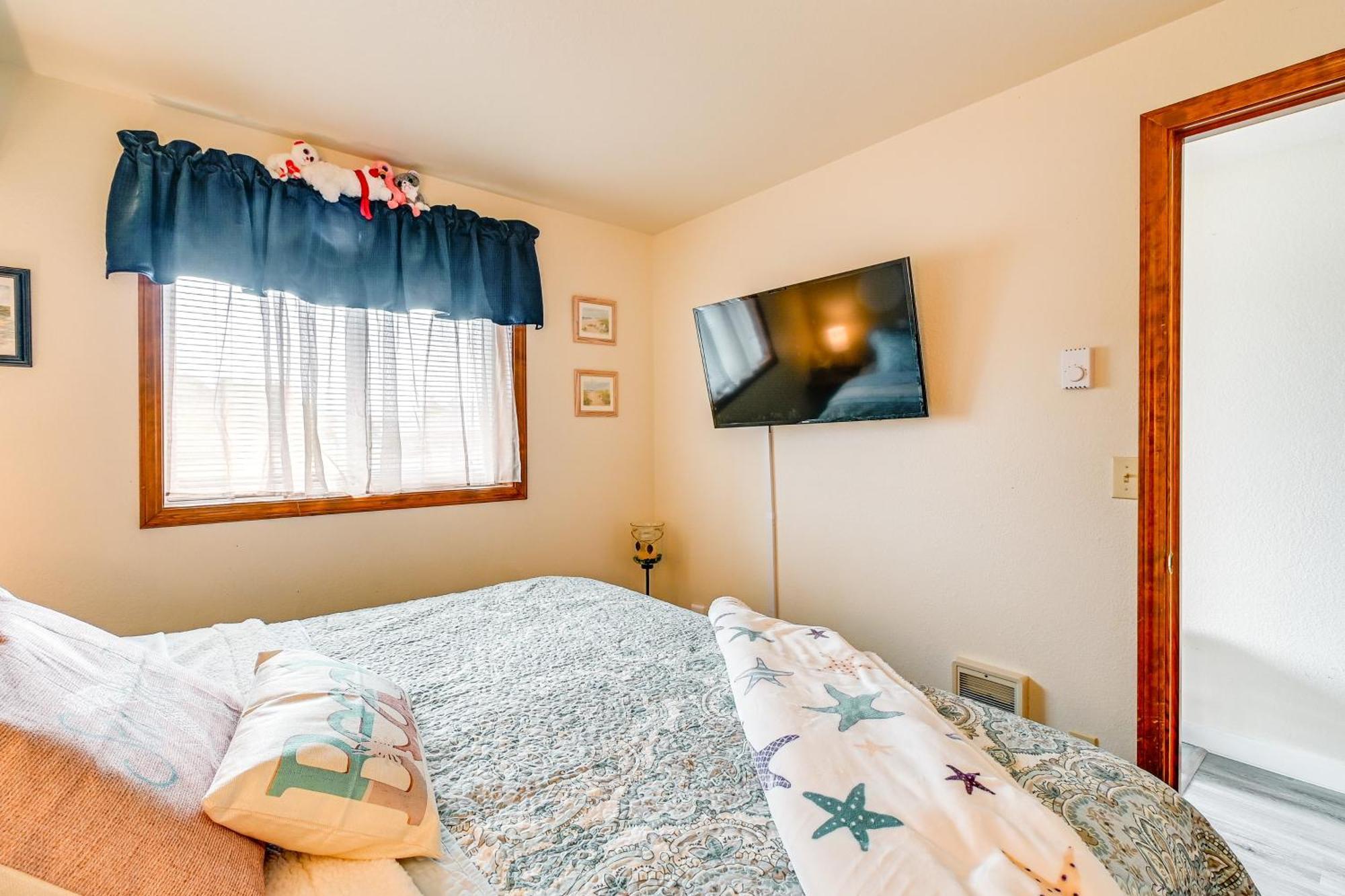 Ocean Shores Condo With Balcony Less Than 1 Mi To Beach! Exterior photo